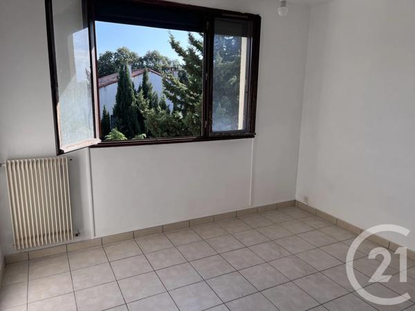 Appartement T3 à vendre  3 pièces - 73,12 m 2   MARSEILLE  - 13012
