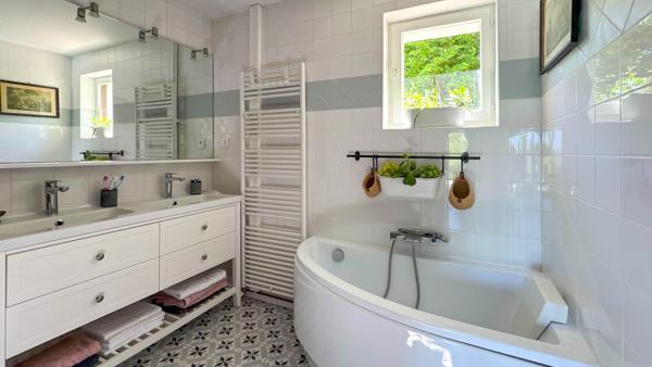 Maison à vendre à Montcuq-en-Quercy-Blanc (46800) - Lot