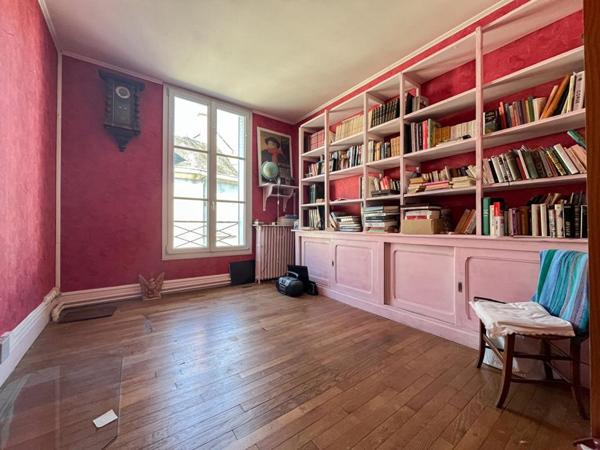 Maison Valencay 11 pièce(s) 218 m2