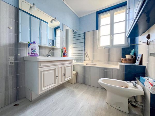 Maison Valencay 11 pièce(s) 218 m2