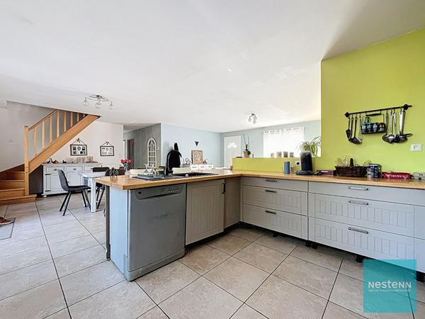 5 min d'Amboise, achat maison de 2015, 5 chambres 142 m² habitables sur 743m² de terrain