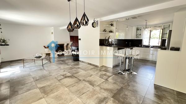 Maison 7 pièce(s) 4 chambre(s) 145 m²
