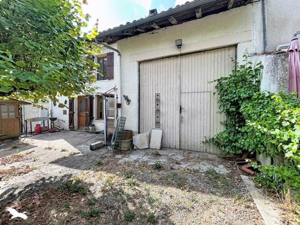 Maison 30 000 € Chaillac-sur-Vienne 3 p 67 m² DPE F