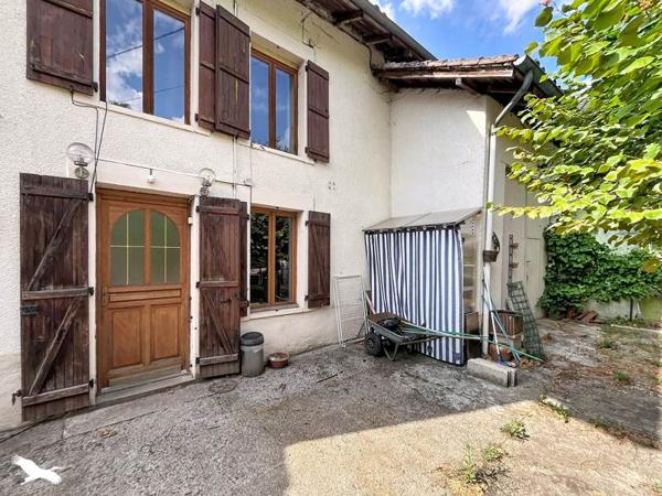 Maison 30 000 € Chaillac-sur-Vienne 3 p 67 m² DPE F