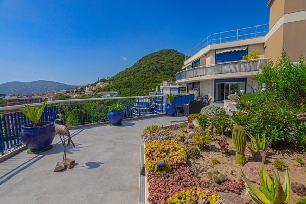 Appartement d'exception avec vue panoramique La Napoule