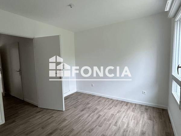 Location Appartement 3 pièces 68.25 m² - 541-543 ROUTE DE ROUEN Amiens 80000
