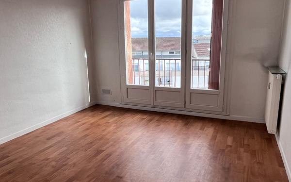 Appartement à vendre    2 pièces • 57,45 m2 Limoges