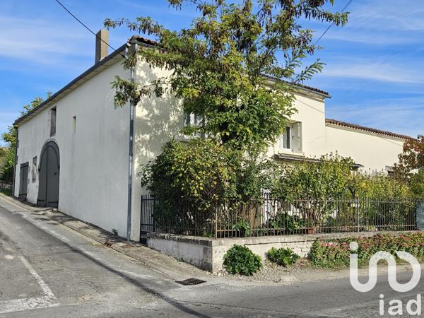 Maison à vendre 5 pièces 99 m² Châteaubernard