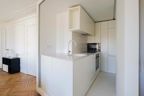 Appartement Paris 16e - AVENUE MARCEAU