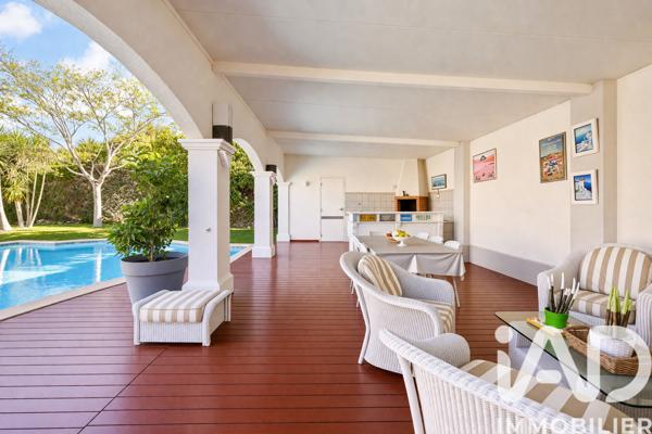 Maison à vendre 5 pièces 245 m² Bouc-Bel-Air