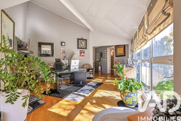 Maison à vendre 5 pièces 245 m² Bouc-Bel-Air