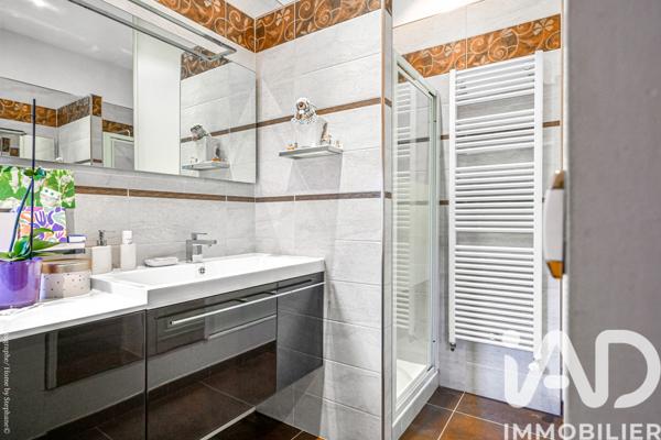 Maison à vendre 5 pièces 245 m² Bouc-Bel-Air