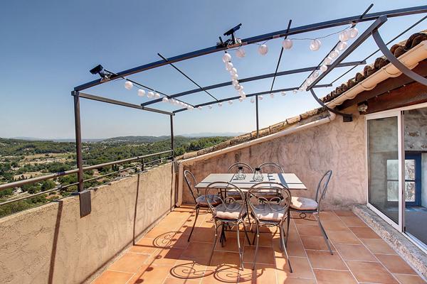 A VENDRE EXCLUSIVITE FLAYOSC Appartement duplex 71 m2 avec terrasse