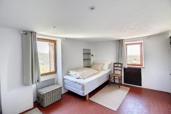 A VENDRE EXCLUSIVITE FLAYOSC Appartement duplex 71 m2 avec terrasse