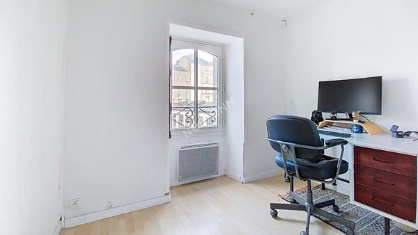 EXCLUSIVITÉ NANTES - MEDIATHÈQUE / Appartement T2 duplex au dernier étage