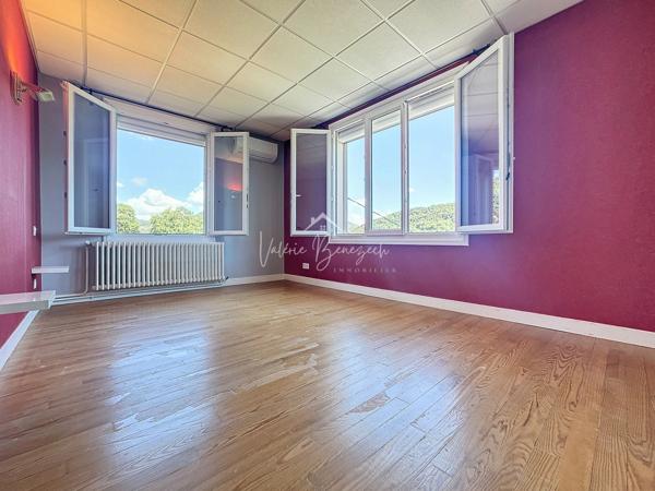 Saint-Affrique (12400) Idéal Artisan ou projet de vie et investissement !