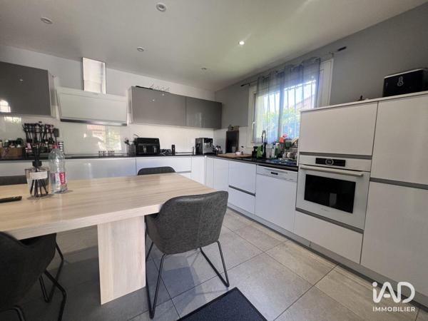 Maison à vendre 6 pièces 194 m² Saleilles