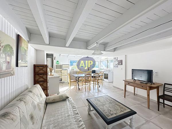 Maison à vendre La Plaine Sur Mer - 3 pièces, 50m² avec 2 chambre(s) à 234 520€ - AJP Immobilier Pornic