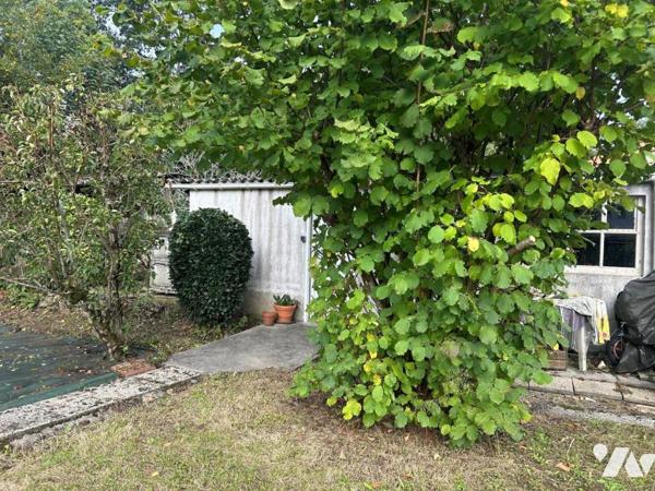 Nantes-Gaudinière En impasse privée maison de plain-pied de 68 m² hab s/terrain de 562 m² A RENOVER