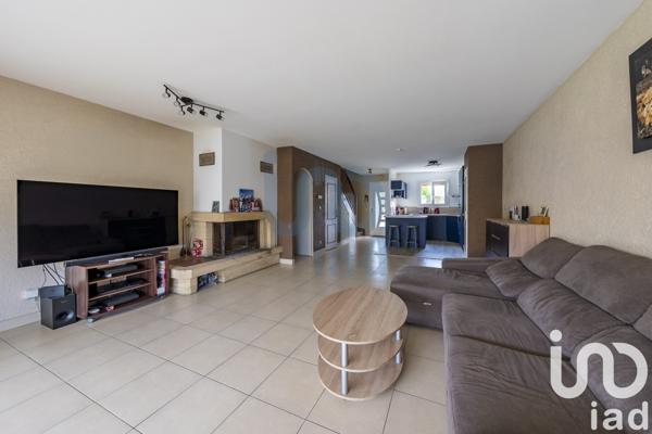 Maison à vendre 6 pièces 131 m² Nandy