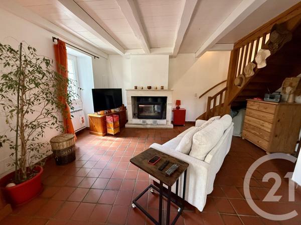 Maison à vendre  4 pièces - 104 m 2   SAUJON  - 17