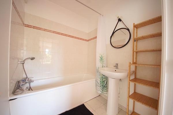 Appartement Evry Courcouronnes 2 pièces 40.33 m2