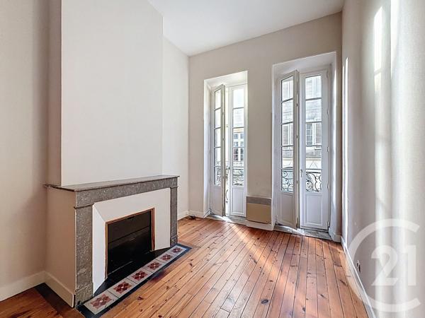 Appartement T2 à vendre  2 pièces - 37 m 2   BORDEAUX  - 33