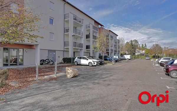 Appartement à vendre    3 pièces •  Bourgoin-Jallieu