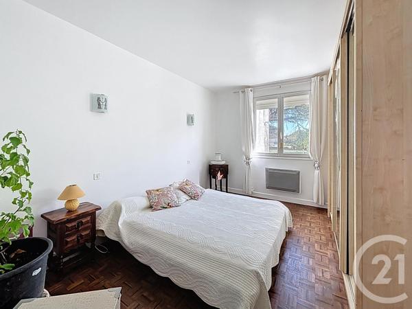 Maison à vendre  6 pièces - 124,20 m 2   MONTPON MENESTEROL  - 24