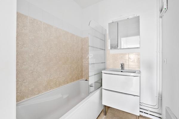 Appartement Duplex 5 pièces SAINT GERMAIN EN LAYE - quartier de l'Aurore Loyer 1 800 €/mois charges comprises **  - Référence  18847