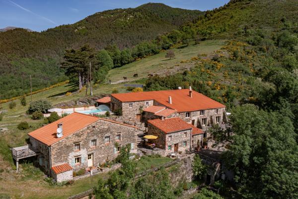 Maison à vendre à Prats-de-Mollo-la-Preste (66230) - Pyrénées-Orientales