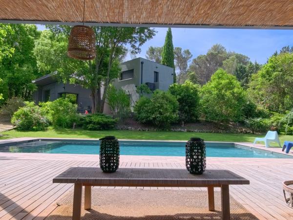 Vente Maison de luxe Aix-en-Provence 8 Pièces 300 m²