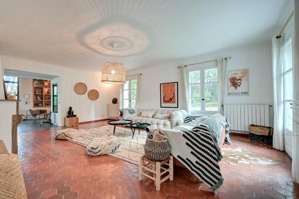 Vente Maison de luxe Aix-en-Provence 8 Pièces 300 m²