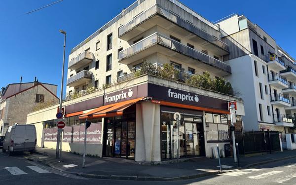 Appartement à vendre    3 pièces • 65,51 m2 Villemomble