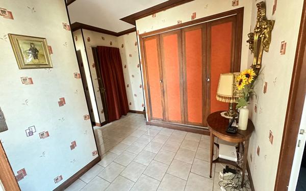 Appartement à vendre    3 pièces • 65,51 m2 Villemomble