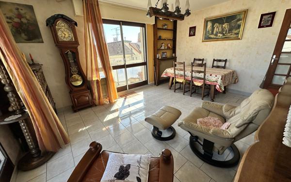 Appartement à vendre    3 pièces • 65,51 m2 Villemomble