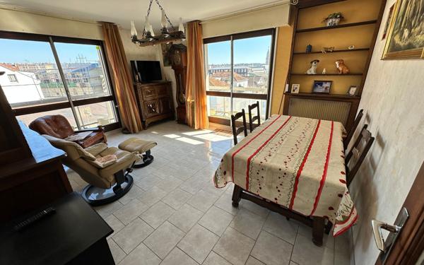 Appartement à vendre    3 pièces • 65,51 m2 Villemomble