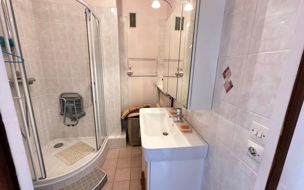 Appartement à vendre    3 pièces • 65,51 m2 Villemomble