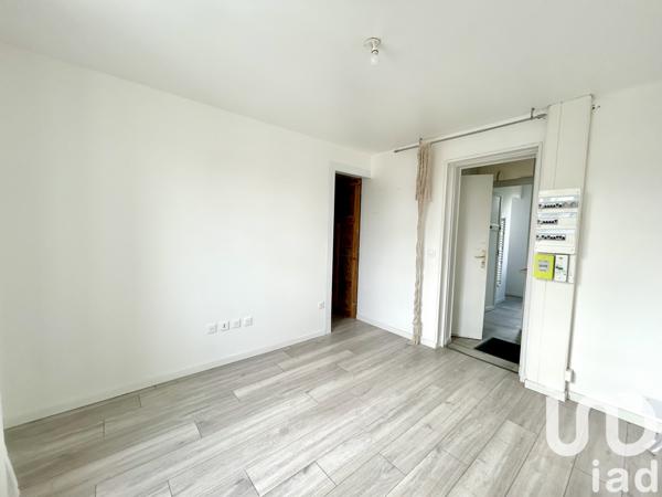 Appartement à vendre 2 pièces 30 m² Dammarie-les-Lys