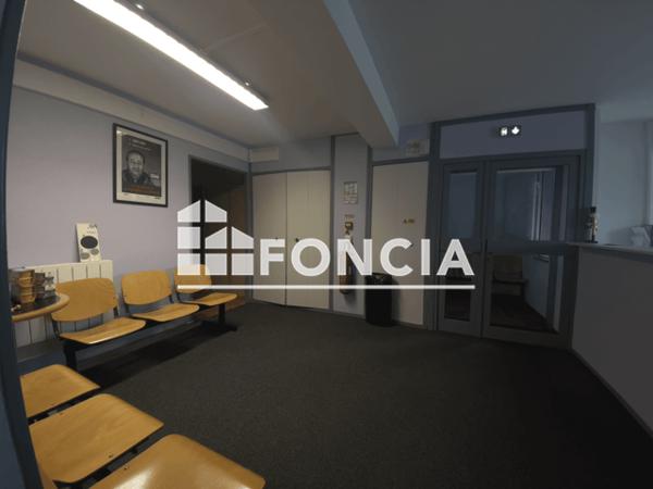 Location Local commercial 5 pièces 254.38 m² - 34 AVENUE JEAN JAURES Eybens 38320