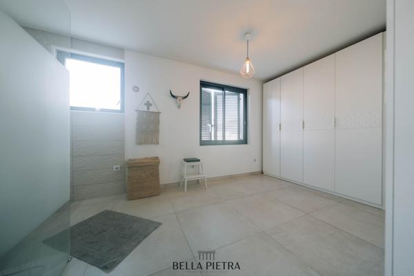 Mauguio (34130) Villa 4 pièces de 150m2