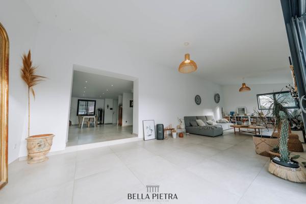 Mauguio (34130) Villa 4 pièces de 150m2