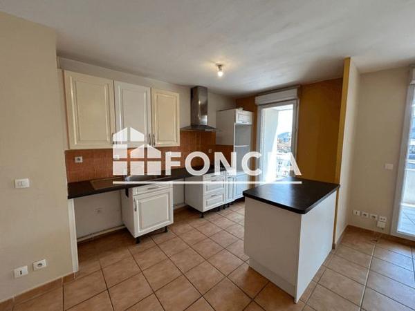 Location Appartement 3 pièces 65.2 m² - BAT C Marseille 13012