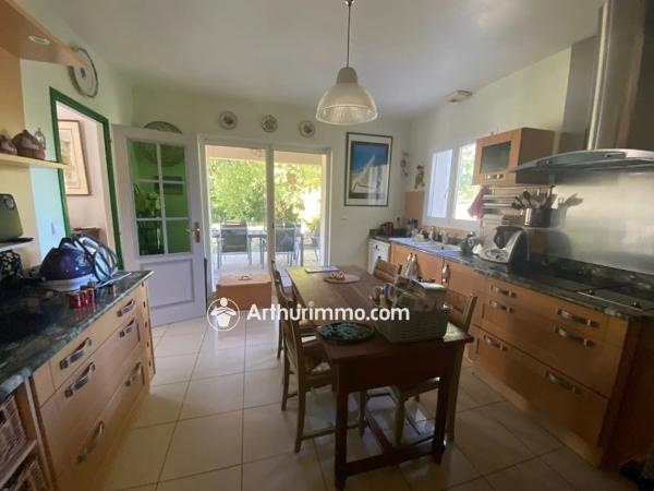 Vente                                                      Maison
                        
                     7 pièces                      191 m2                     à Aulnay