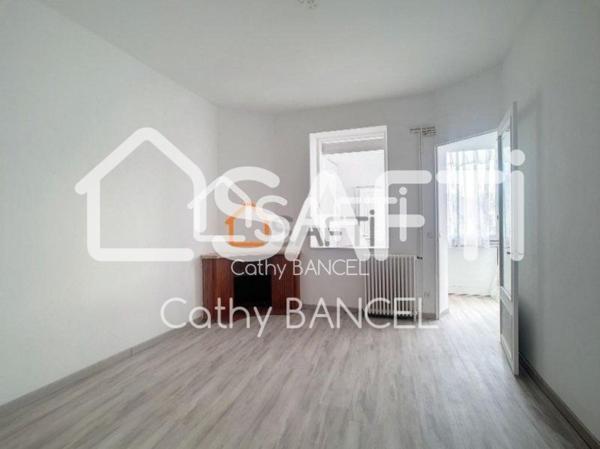 Grand T4 bis dans un immeuble hausmannien