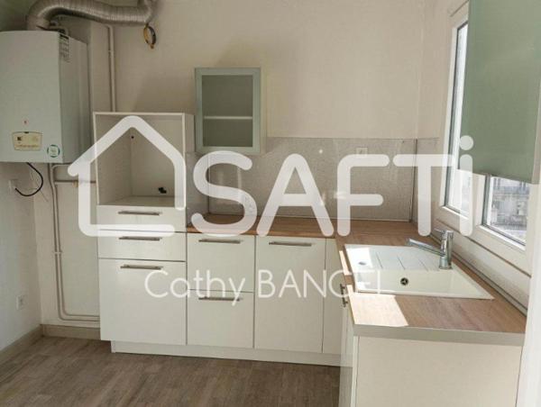 Grand T4 bis dans un immeuble hausmannien