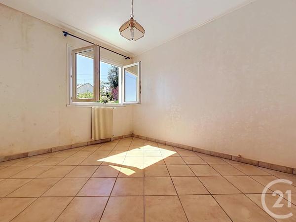 Maison à vendre  5 pièces - 83 m 2   GUERET  - 23