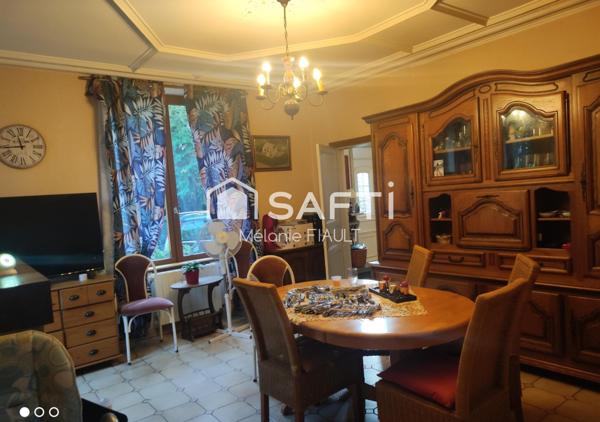 Charmante propriété d'habitation de 173m² et d'une dépendance de 65m² en pierre, implantée sur un terrain de 4370 m².