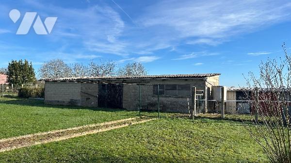 Une Maison à usage d'habitation.