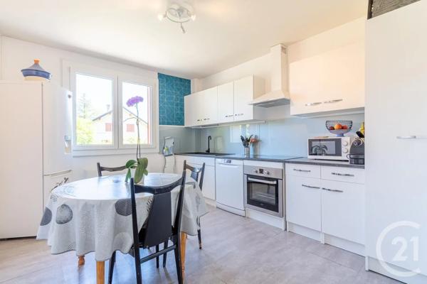 Appartement F3 à vendre  3 pièces - 65,93 m 2   RUMILLY  - 74